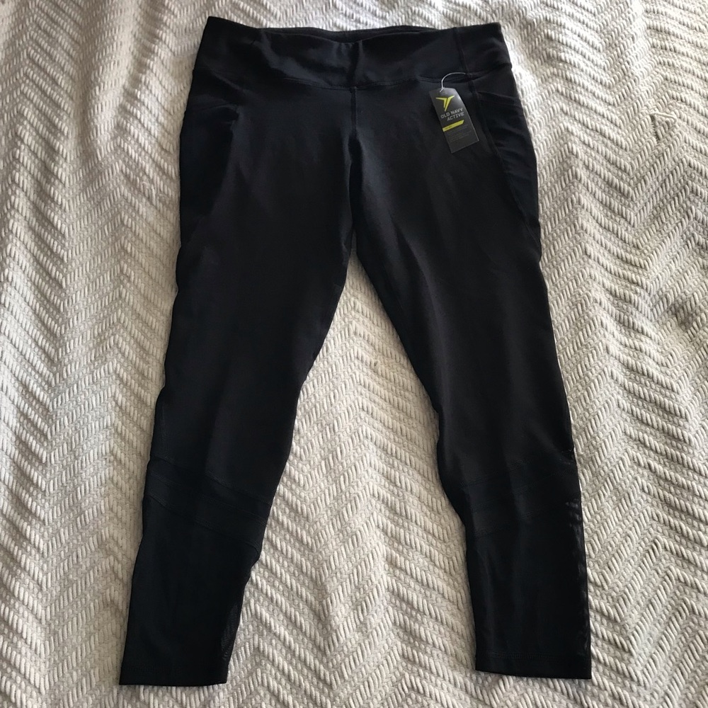 NWT Old Navy Active Women’s Athletic Pants Size XL